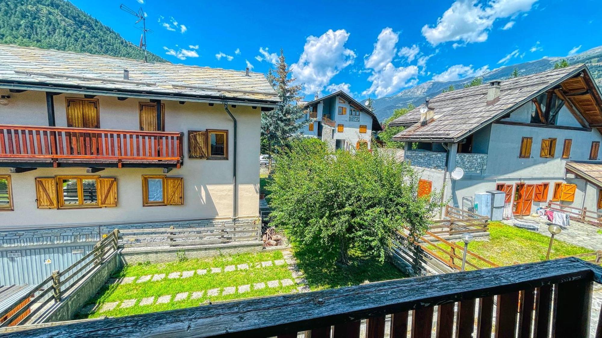 Appartamento Bellavista - Affitti Brevi Italia Oulx Exterior foto